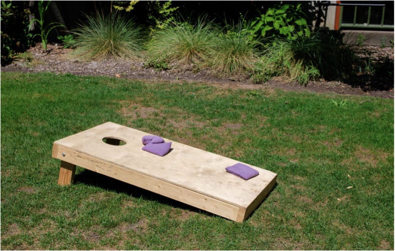 Free Games at Weddings: Keep Guests Engaged Without Spending More