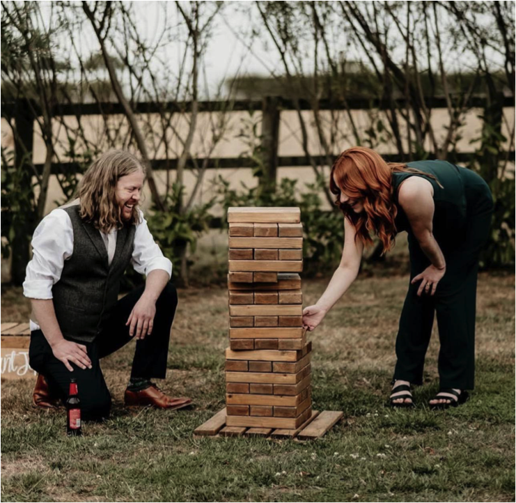Free Games at Weddings: Keep Guests Engaged Without Spending More